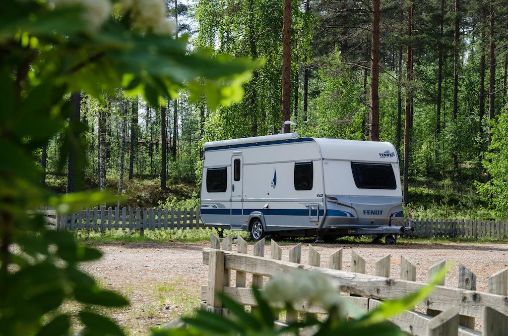 Ahvenlampi Camping Saarijärvi Exteriör bild