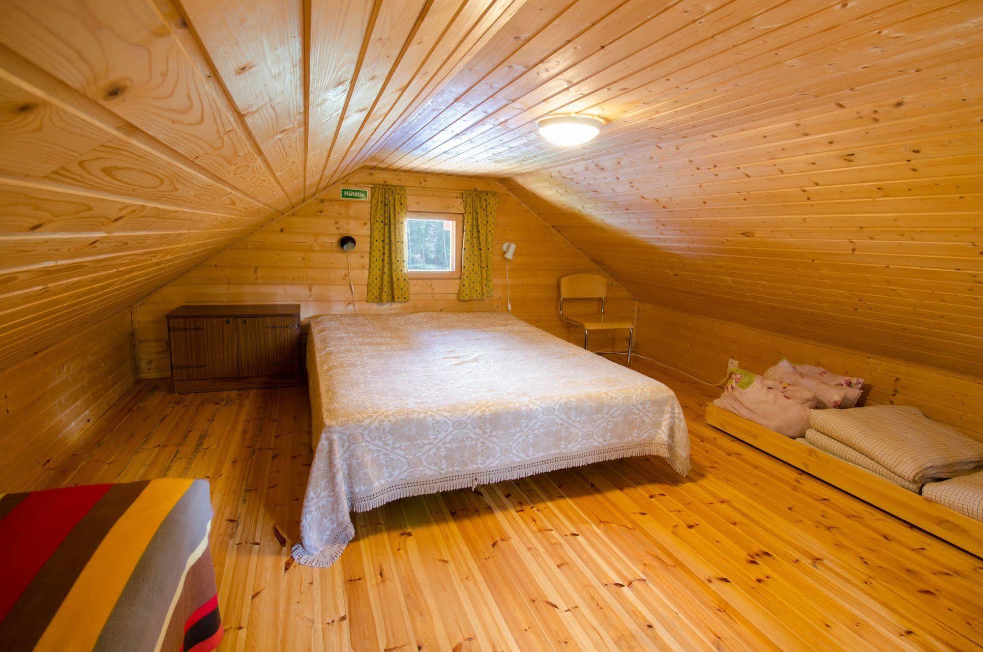 Ahvenlampi Camping Saarijärvi Exteriör bild
