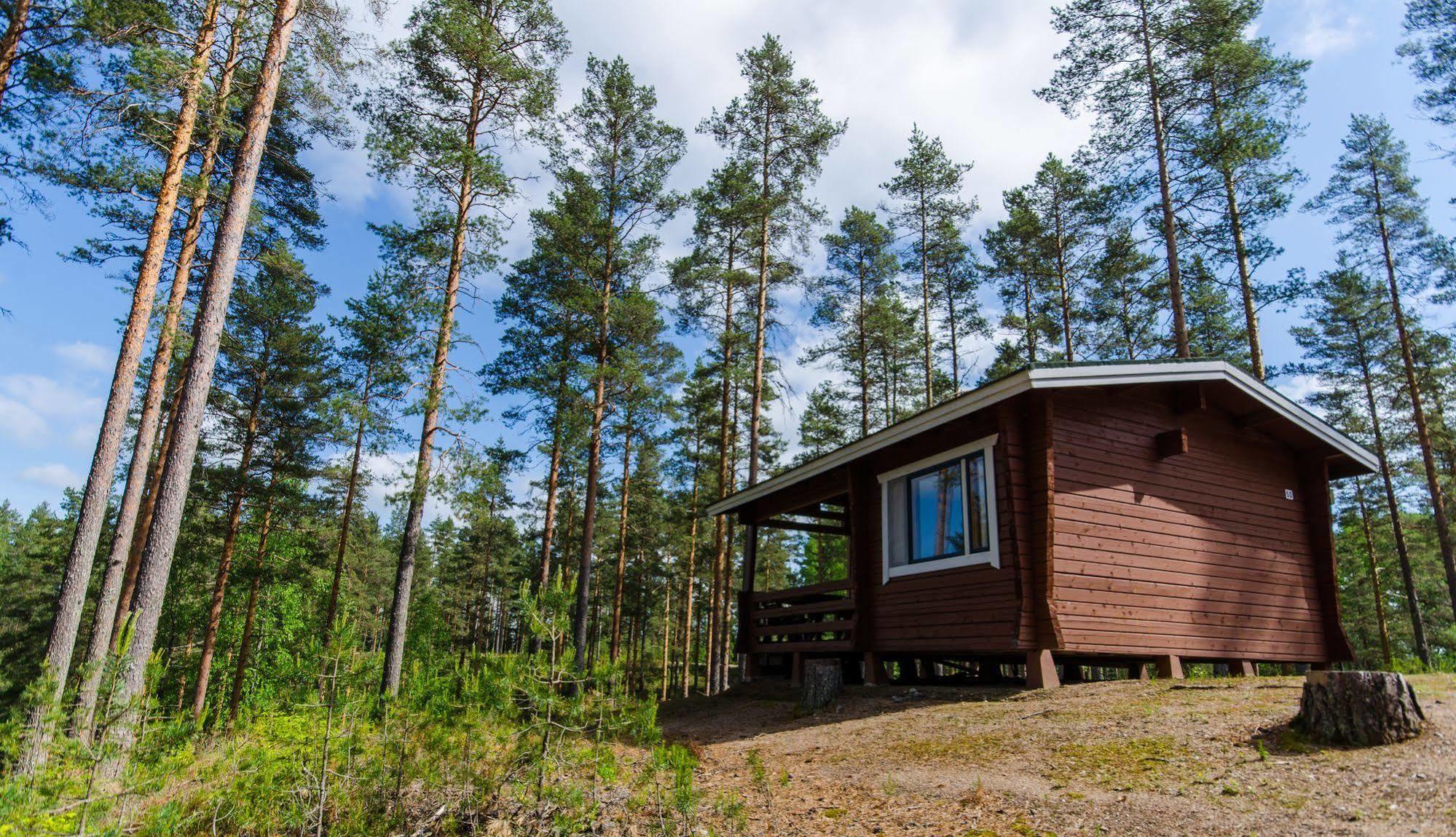 Ahvenlampi Camping Saarijärvi Exteriör bild